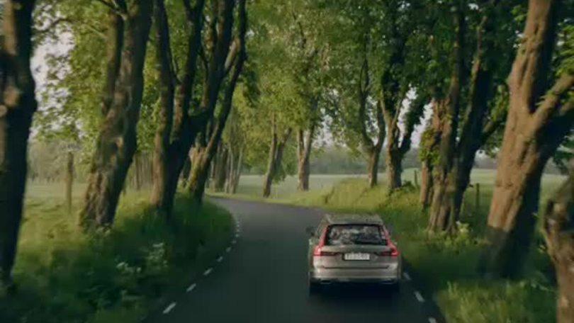 Volvo V90, svelata la nuova famigliare premium