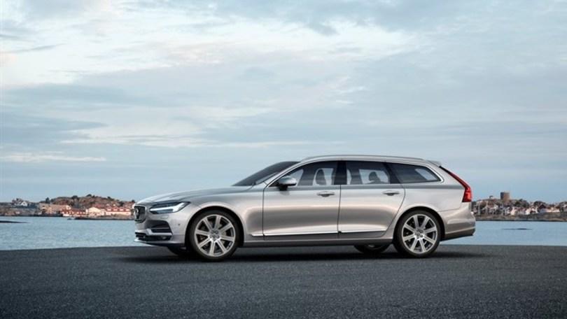 Volvo V90, prime foto della station, Salone di Ginevra 2016