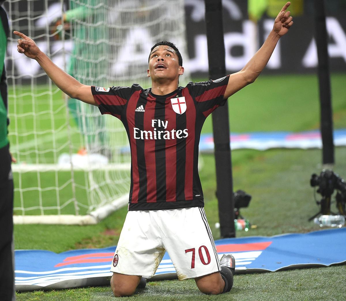Calciomercato Milan, 30 milioni e Bacca andrà via