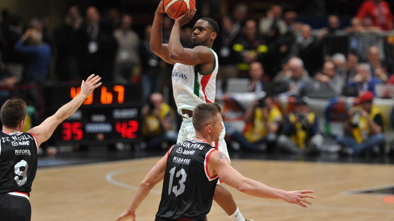 Basket Final Eight, Ragland fa fuori Reggio Emilia