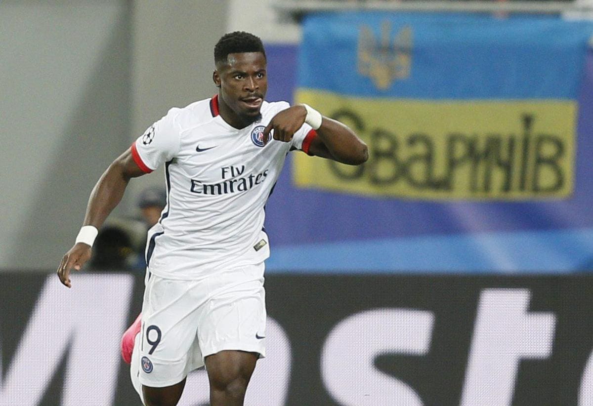 Psg, Aurier in stato di fermo: "Insulti ai poliziotti"