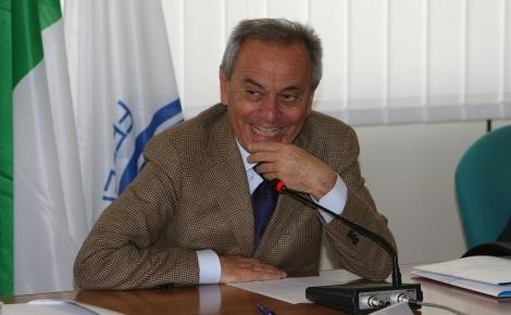 Volley: Carlo Magri inaugura la palestra Vigili del Fuoco di Piacenza