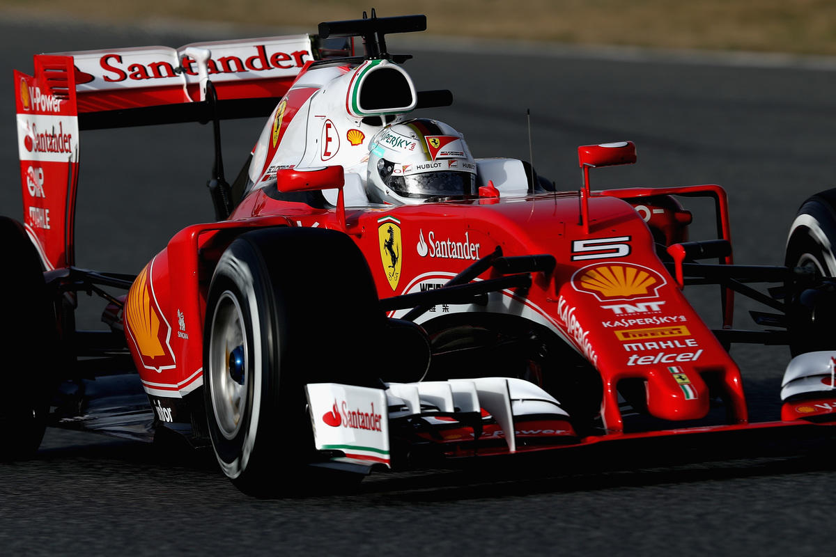 F1, Ferrari velocissima: Vettel sempre primo nei test