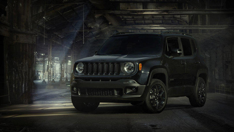 Jeep omaggia Batman v Superman con Renegade Dawn of Justice