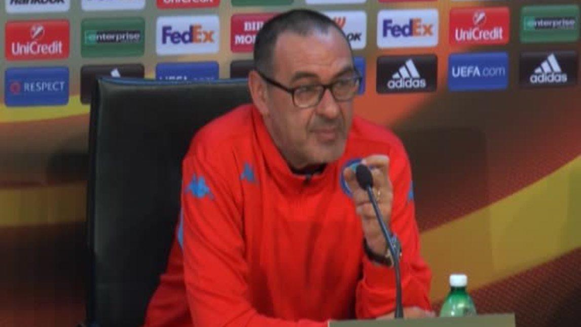 Sarri: "Higuain? Decide lui se giocare o meno domani"