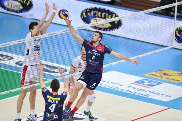 Volley: Superlega, La Lube allunga, Modena cede un punto a Perugia