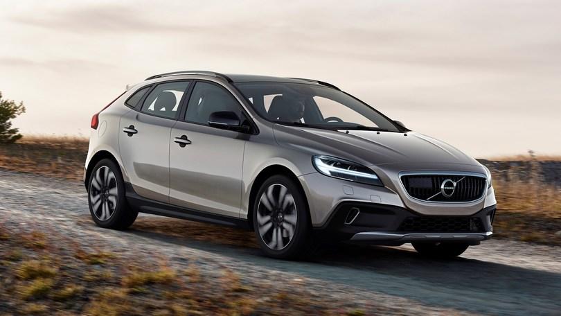 Nuova Volvo V40, Salone di Ginevra 2016