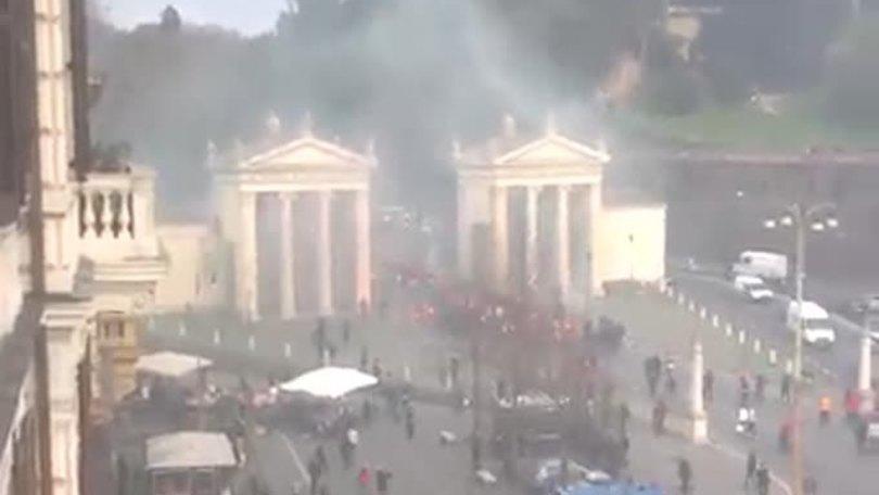 Tifosi Galatasaray, polemiche per il caos al centro di Roma