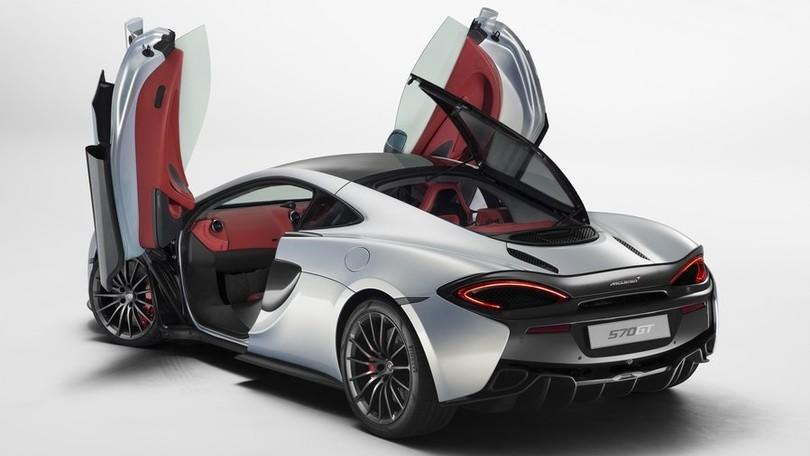 570GT, McLaren porta a Ginevra la supercar per tutti i giorni