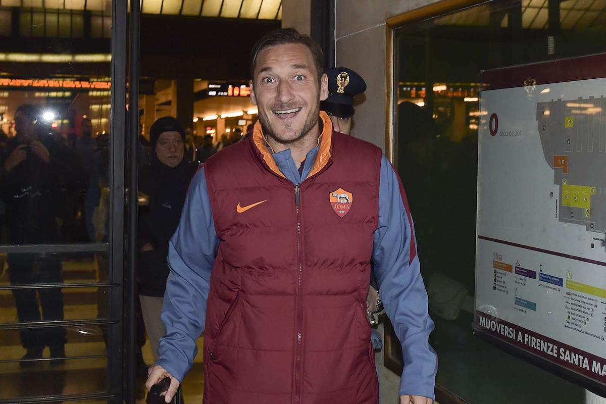 Roma, giallorossi in trasferta a Empoli: c'è anche Totti