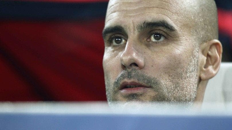 Bayern Monaco, Guardiola: «Fuga Vidal? I miei sono professionisti»