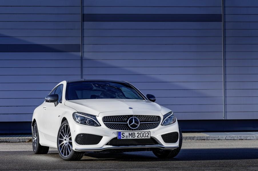 Mercedes AMG C 43 Coupé, il "giusto mezzo" da 367 cv
