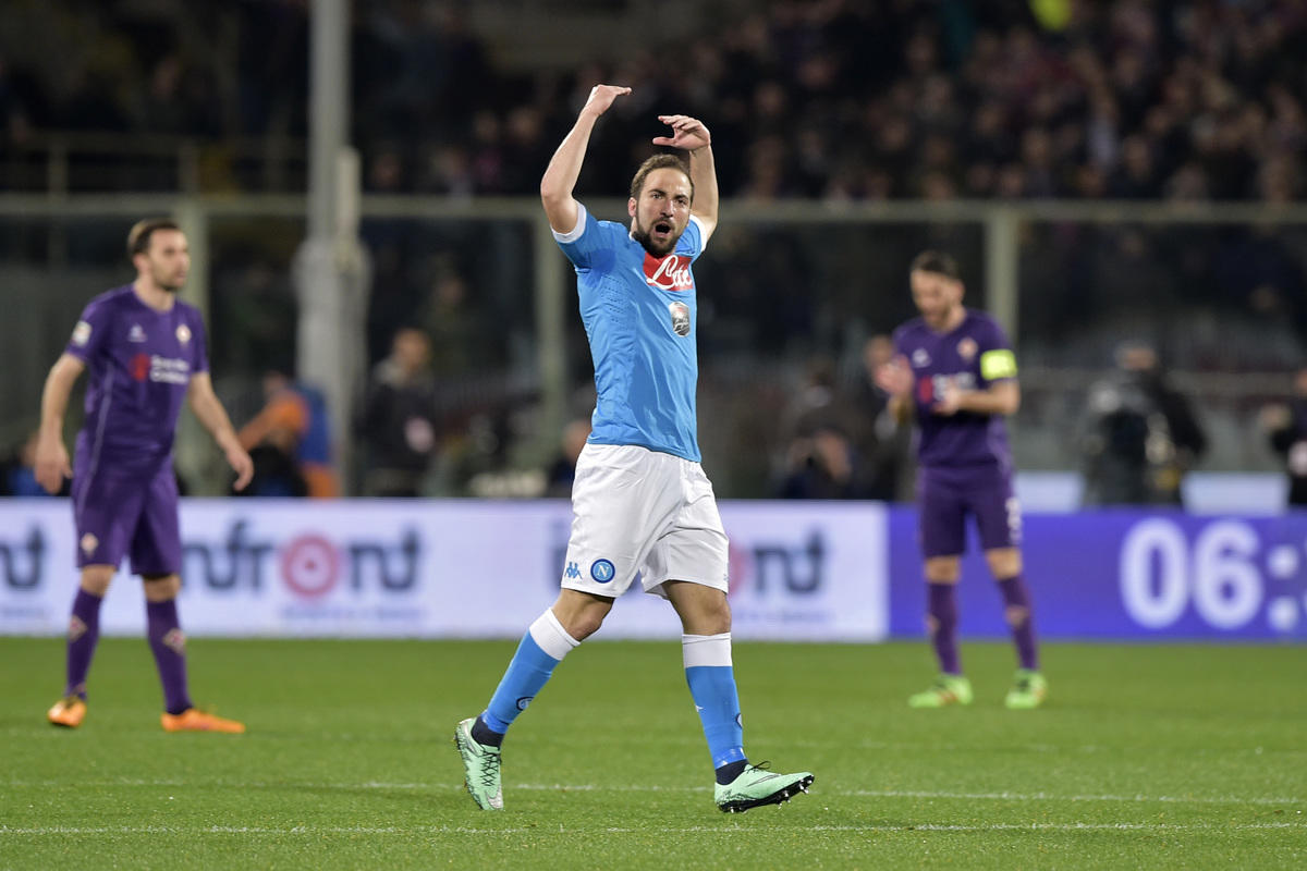 Serie A, Fiorentina-Napoli 1-1: Higuain risponde ad Alonso. Juventus a +3 sugli azzurri