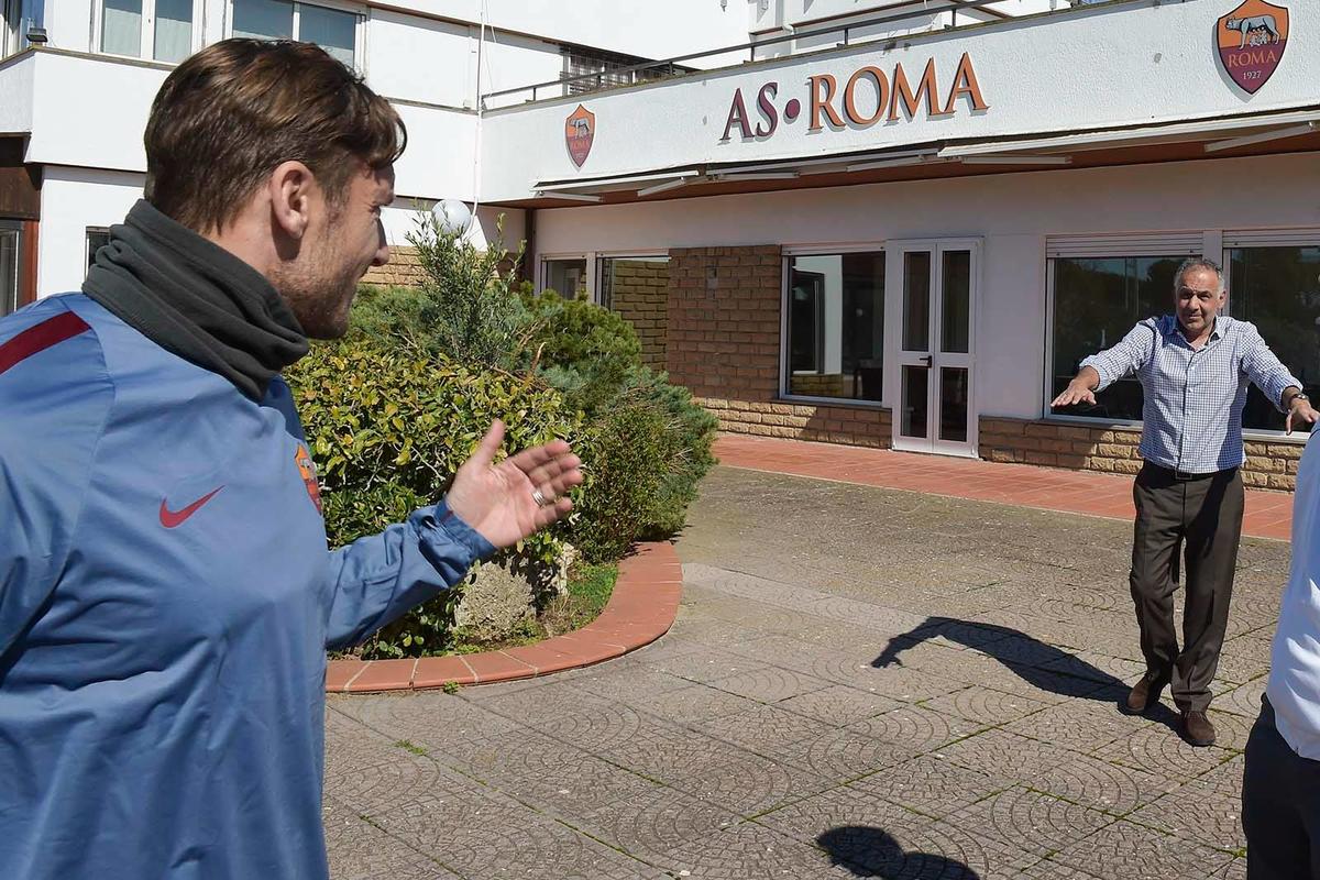 Pallotta abbraccia Totti: «Francesco un grande. Il contratto? Non posso dire nulla»