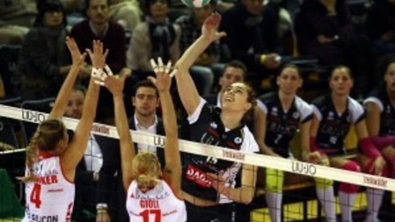 Volley: A1 Femminile, Modena rescinde con Starovic