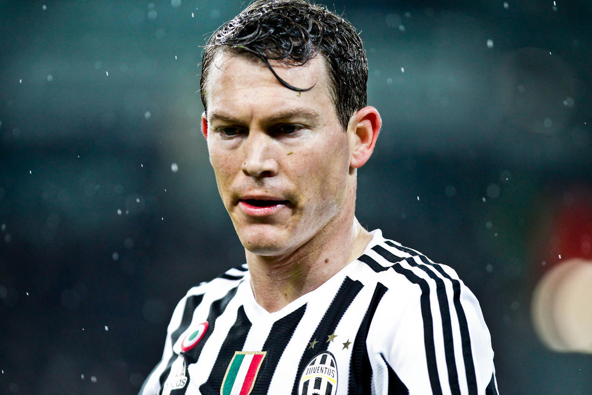 Juventus, Lichtsteiner ha paura del Napoli: «Abbiamo solo 3 punti di distacco»