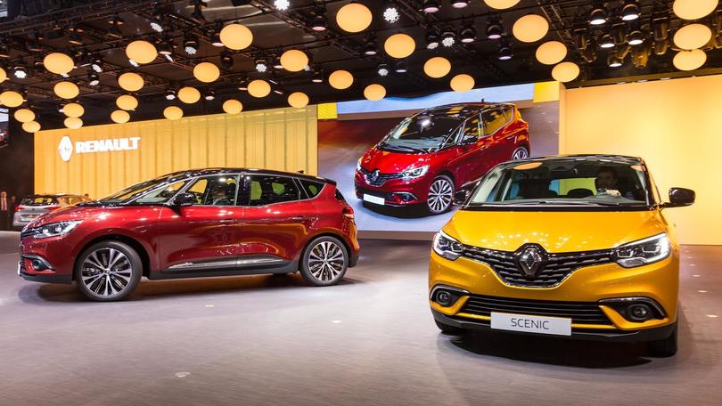 Nuova Renault Scénic, anche ibrida e sette posti
