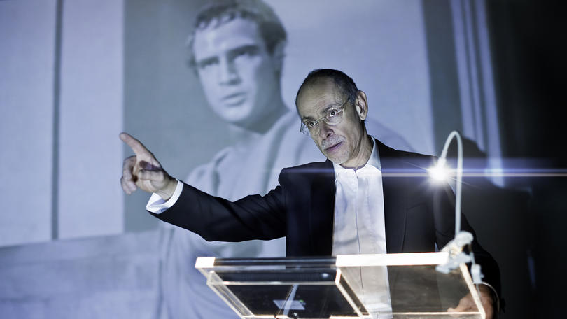 Angelo Maggi in scena con il "DoppiAttore": «Il debutto la notte di Real-Roma...»