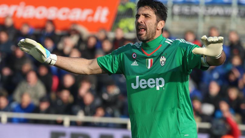 Corriere dello Sport-Stadio in edicola: la Juve allunga Buffon da record