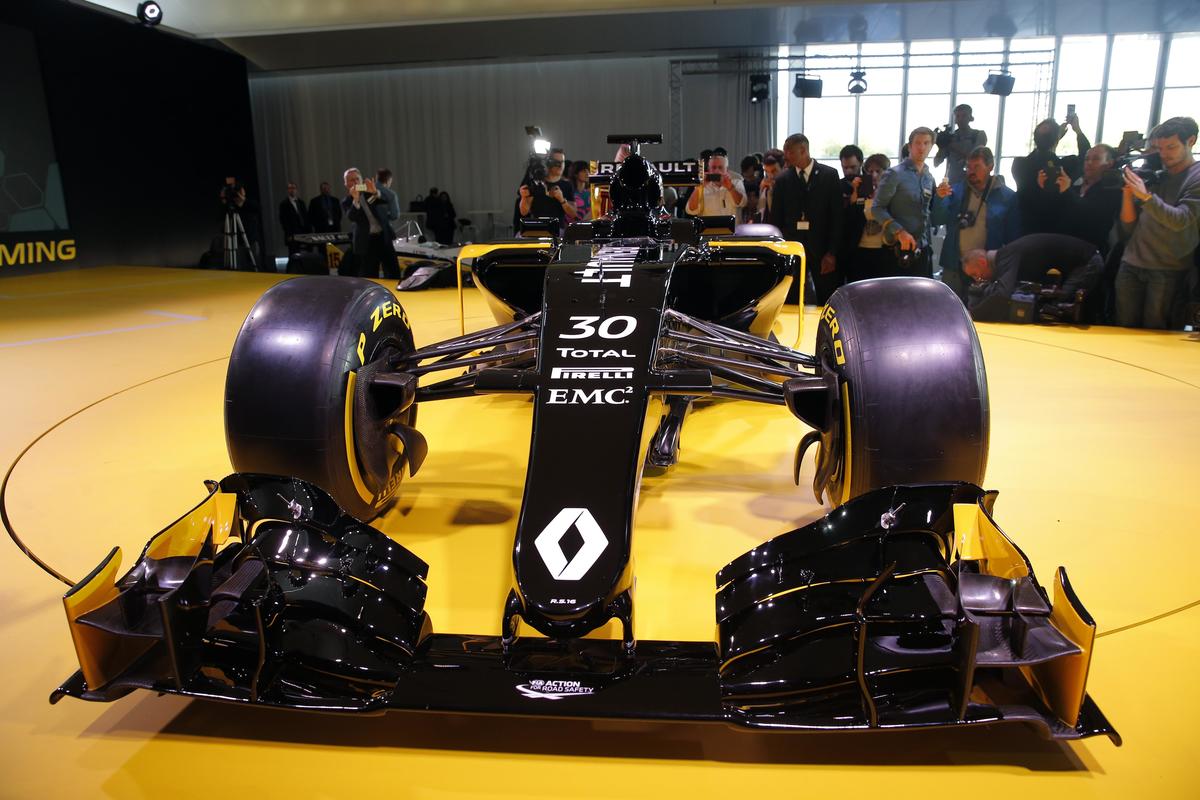 F1, il 16 marzo nuova livrea per la Renault