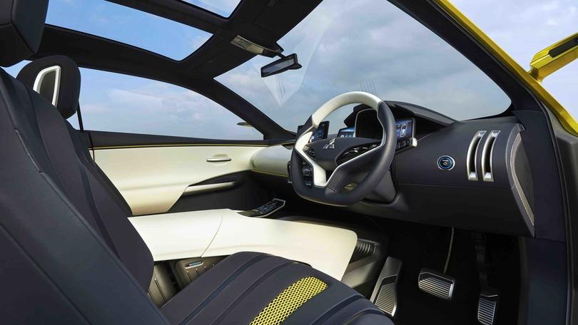 Mitsubishi eX Concept: le foto