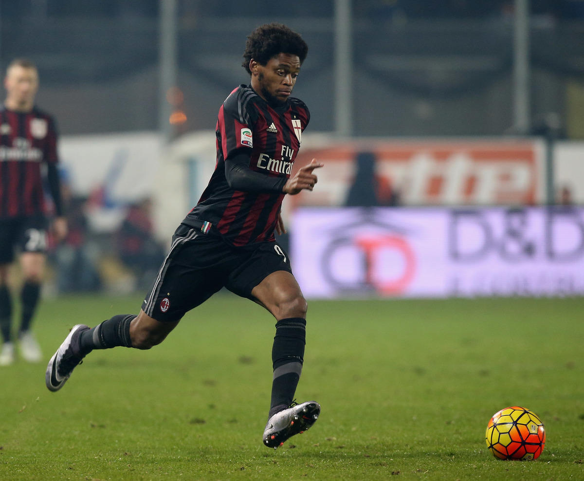 Serie A Milan, Luiz Adriano si allena in gruppo