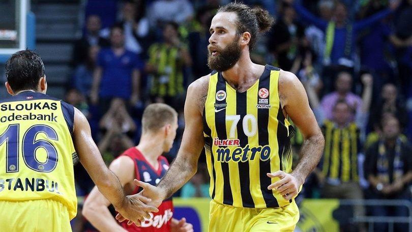 Basket Eurolega, Datome vince e vola ai playoff