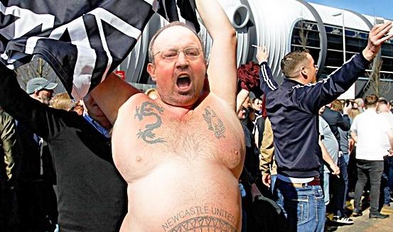 Rafa Benitez, il "benvenuto" dei social inglesi è terribile