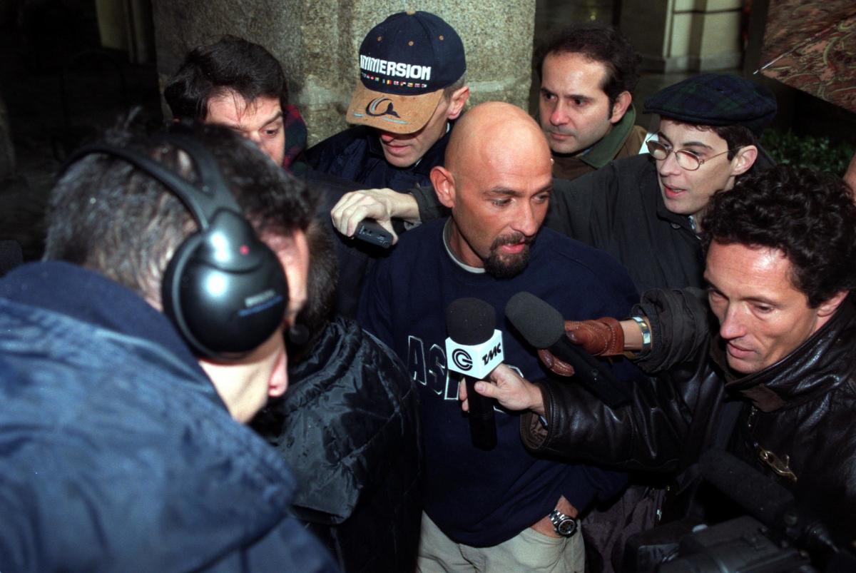 Caso Pantani, clamorosa rivelazione: «Fu la Camorra a fargli perdere il Giro»