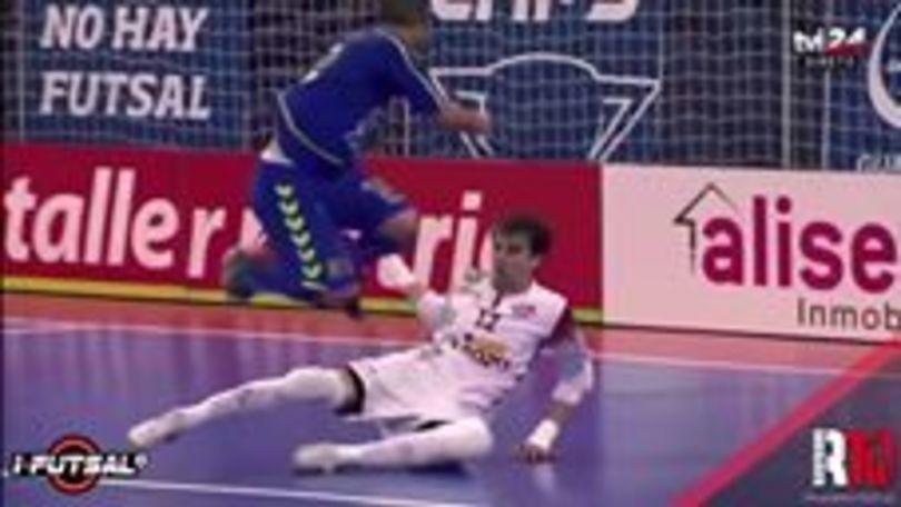 Ricardinho, numero pazzesco ma non riesce a segnare