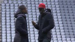 Pogba balla in mezzo all'Alianz Arena