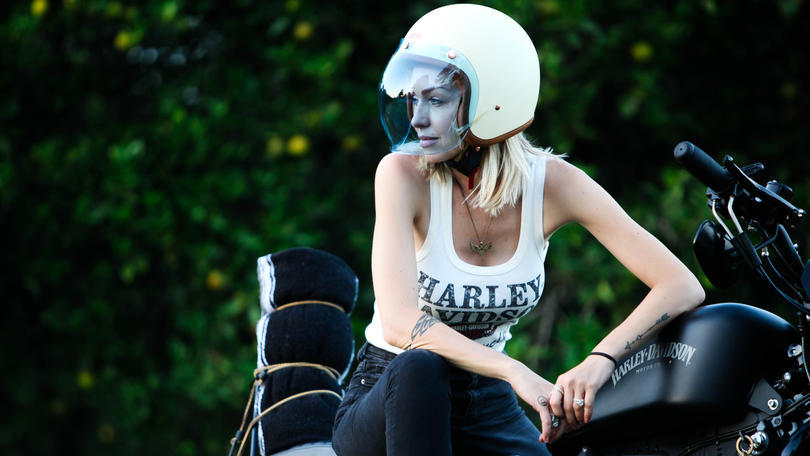 Iron Lilies, la "sorellanza" harleysta