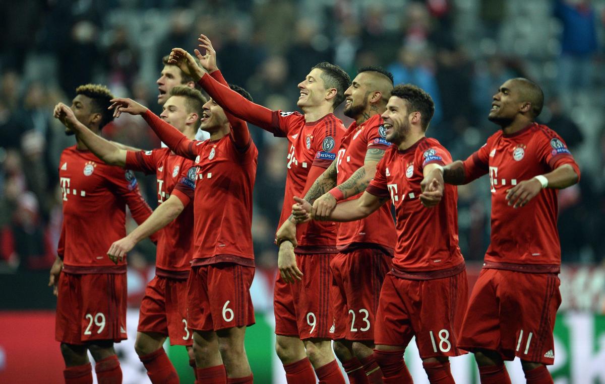 Champions, solo un milione e mezzo su Mediaset. Avete visto Bayern-Juve su un sito pirata? Rischiate multa 30 mila euro