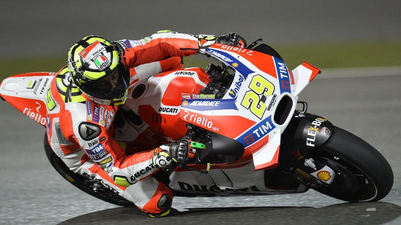 MotoGP Qatar, libere3: missile Iannone, Rossi è settimo