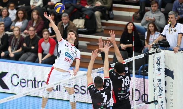 Volley: Superlega, Trento-Molfetta è l'anticipo di Gara 3 dei quarti