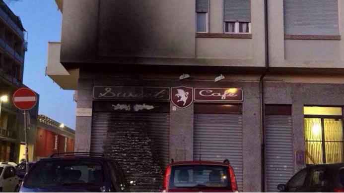 Serie A, derby Torino: a fuoco nella notte un bar ritrovo dei granata