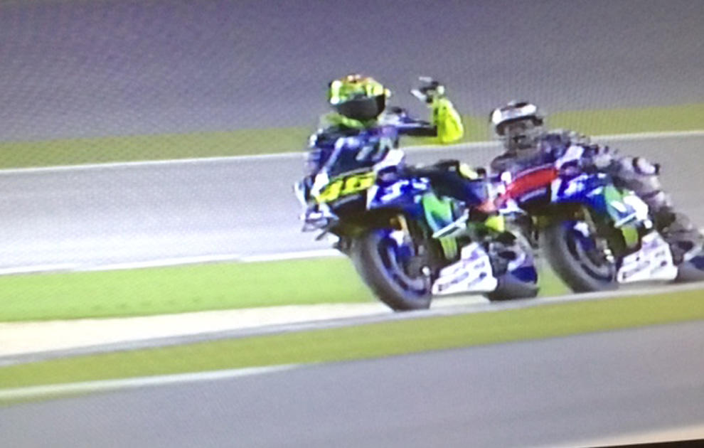 Rossi-Lorenzo: è ancora tensione in prova