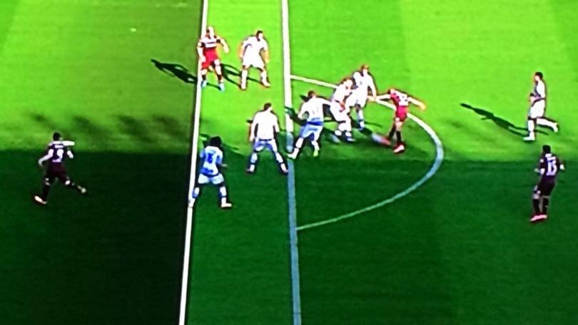 Serie A, la moviola: Rizzoli in caduta libera. Quanti errori in Torino-Juventus