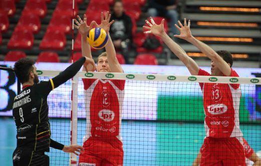 Volley: Play Off Challenge, Piacenza e Milano vincono i derby