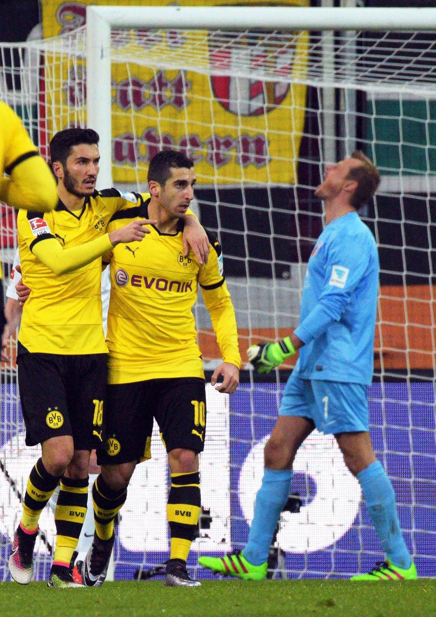 Bundesliga, il Borussia risponde al Bayern. Ok il Leverkusen