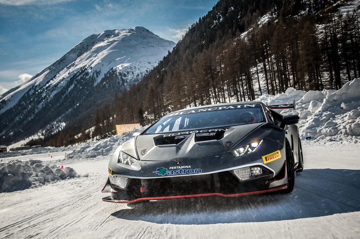 Lamborghini, via al Trofeo e show sulla neve
