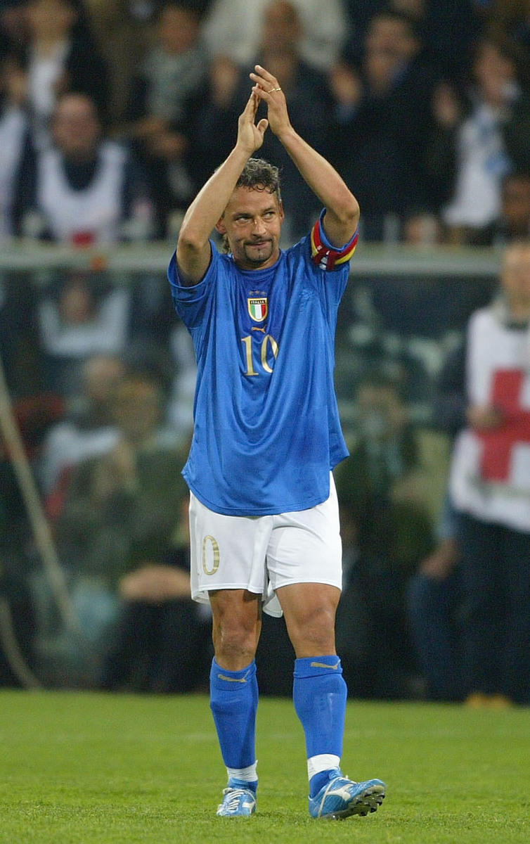 Italia, nessuno prende la Numero 10. Non ci sono più i Baggio e i Totti di una volta