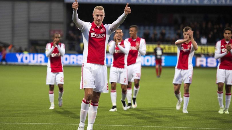 Van der Hoorn, il centrale di De Boer:  l’Ajax cerca il quinto titolo in sei anni