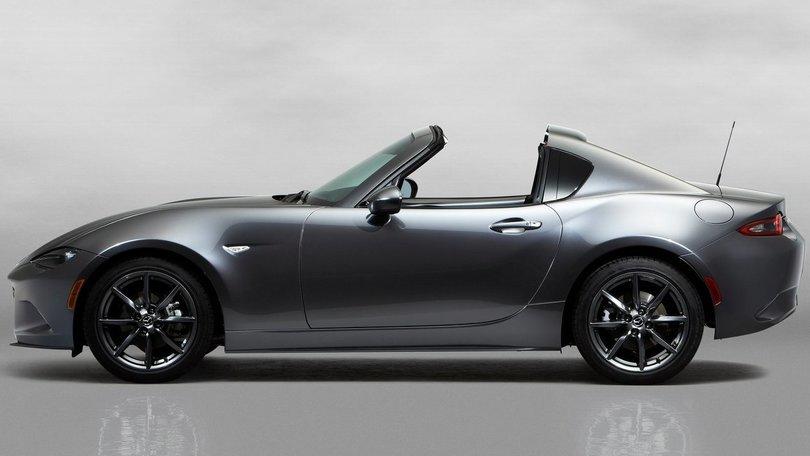 Mazda MX-5 RF, la roadster diventa targa