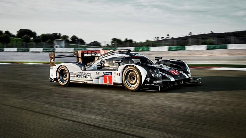 Porsche risponde a Audi con un prototipo da 900 cv