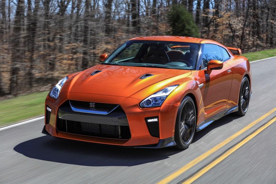 Nuova Nissan GT-R, ancora più potente