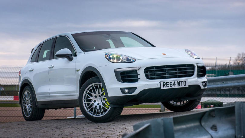 Porsche Cayenne: richiami in officina
