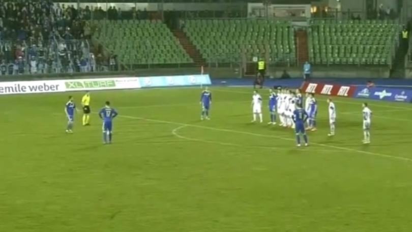 Pjanic, punizione fantastica e gol d'applausi