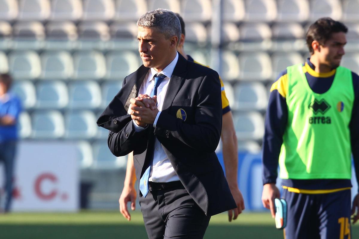 Serie B, il Modena esonera Crespo