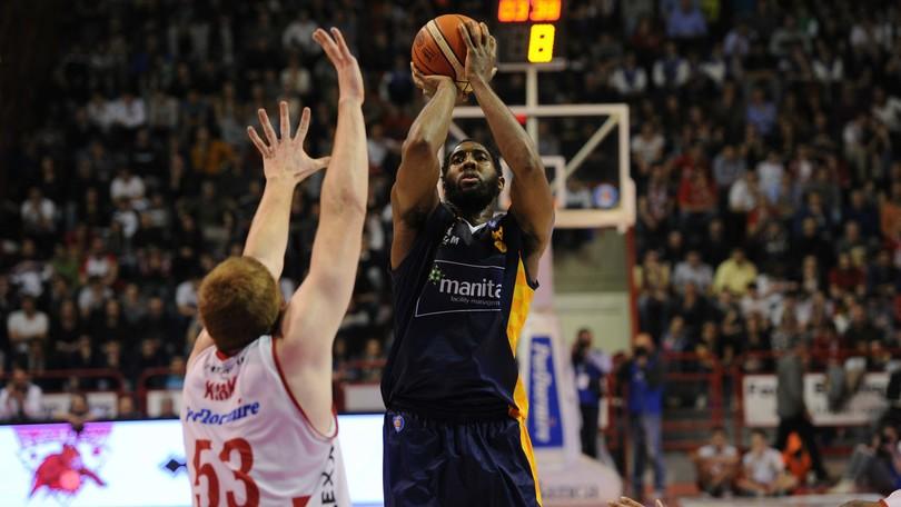 White fa sognare Torino, Simon piega Reggio Emilia